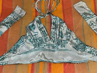 Blusas reversibles Om