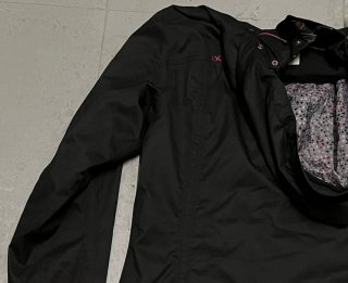Chaqueta Quechua entretiempo negra