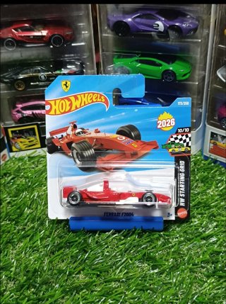 Hot Wheels Ferrari F2004 HW Starting Grid