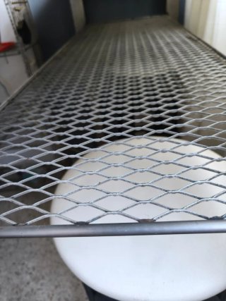 Mesa industrial hecha a mano por herrero