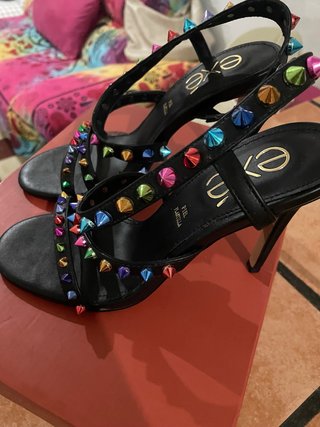 Tacón Aguja Negro Talla 37