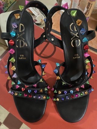 Tacón Aguja Negro Talla 37