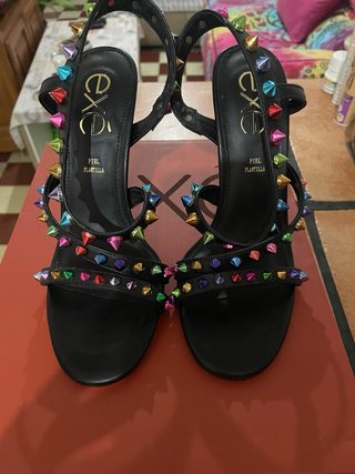 Tacón Aguja Negro Talla 37