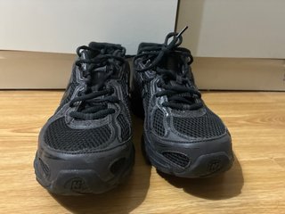 New Balance 740 Zapatillas Negras