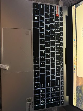 Ordenador Portátil Plata y Negro Nuevo.Sin estrena