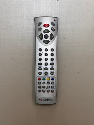 TV CRT Schneider 14”
