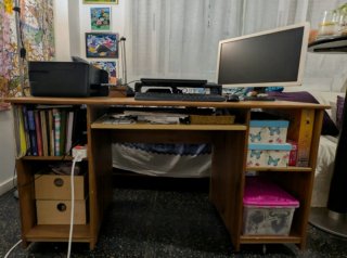 Escritorio madera pino macizo con ruedas