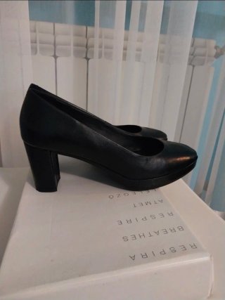 Scarpe Geox donna tacco nero
