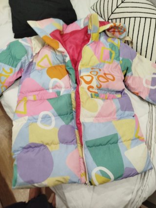 Plumífero estampado poco uso