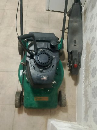 Cortacésped Toro gasolina 4 tiempos