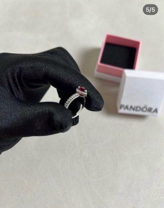 Anillo Pandora Corazón Rojo y Plata