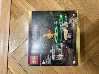 LEGO Harry Potter Hogwarts Castle: East Wing 7647