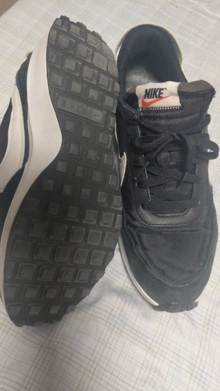 Zapatillas Nike Negras y Blancas