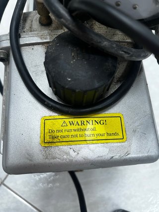 Bomba de Vacío FRED Profesional  con Vacuometro