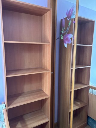 Estantería de madera. Libreria