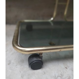 Mueble TV camarera dorada 70s