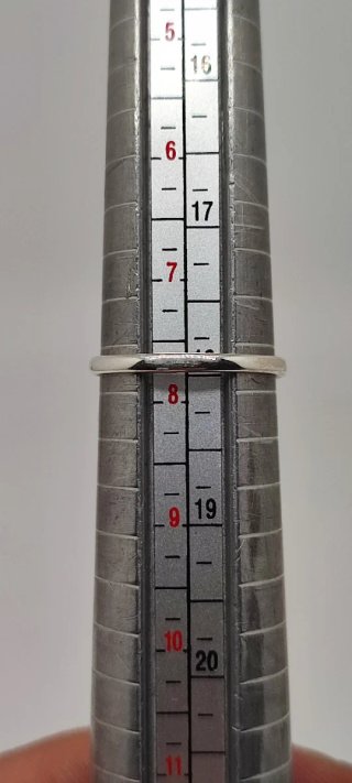 Anillo de Plata y Charoita.