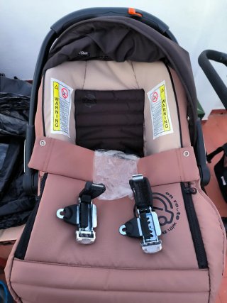 Carro de bebé completo