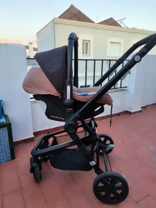 Carro de bebé completo