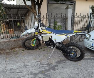 Husqvarna TE 300i Enduro Moto