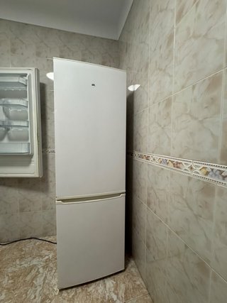 Lavadora y nevera todo 200€ por mudanza