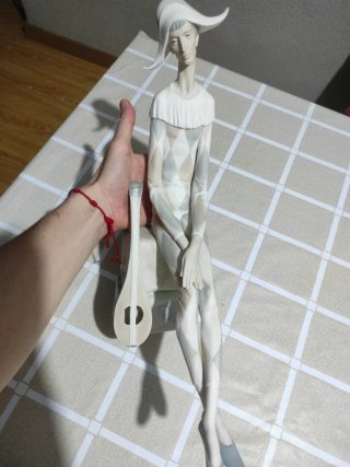 Figura de porcelana Arlequín
