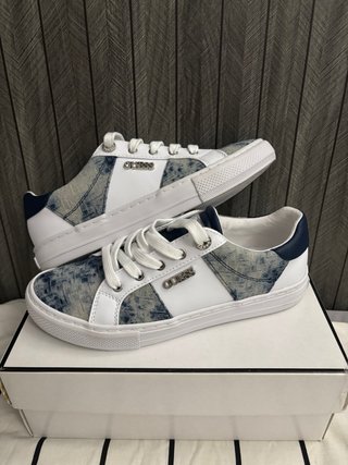 GUESS Loven3 White 171 originales - Talla 38