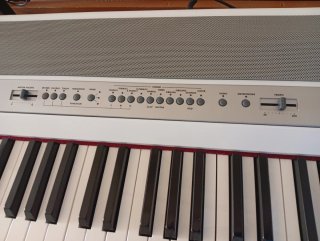 Piano Korg SP 250 como nuevo