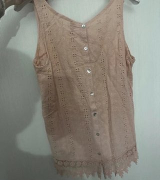 Top rosa palo bordado botones y puntilla, nuevo, S