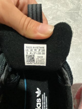 Adidas Campus 00's Carbon Black HQ9072