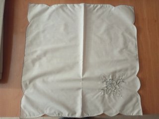 Set di tovaglie ricamate mai usate, 12 tovaglioli