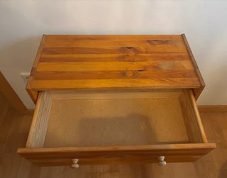Cómoda Rast de madera de pino