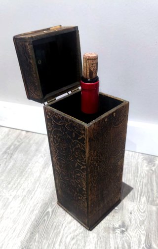 Estuche vintage de madera para botella 75 cl