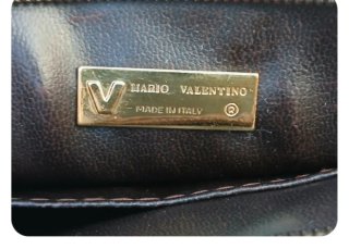 Mario Valentino bolsonde mano