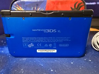 Nintendo 3DS XL Negra + Accesorios