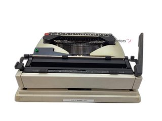 equipamiento oficinas olivetti lettera 12