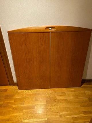 Dos cabeceros de madera