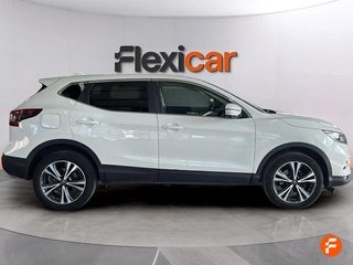 Nissan Qashqai i 1.2 DIG-T Acenta 4x2, 85kW/116 PS, 1197 cm³, 5 Doors