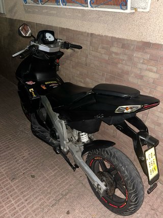 Derbi GP1 50cc Negro  PRECIO NEGOCIABLE