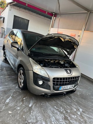Peugeot 3008 para piezas o completo