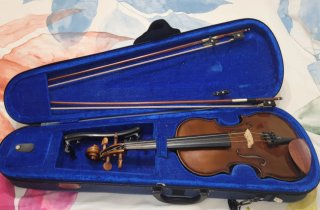 Violín 3/4 con funda y arco
