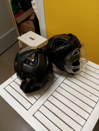 2 Cascos Boxeo con Protección Facial