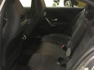 MERCEDES-BENZ Clase A 180 AMG Line