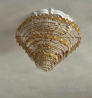 Lámpara de lágrimas dorada y cristal