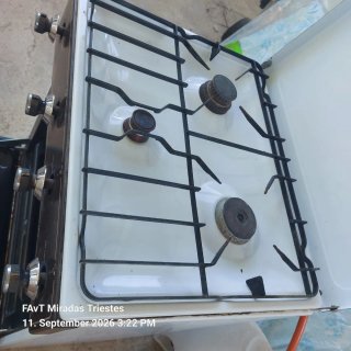 Cocina de gas 3 fuegos con horno