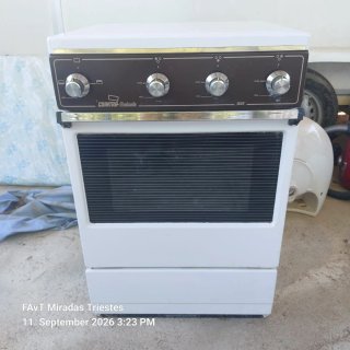 Cocina de gas 3 fuegos con horno