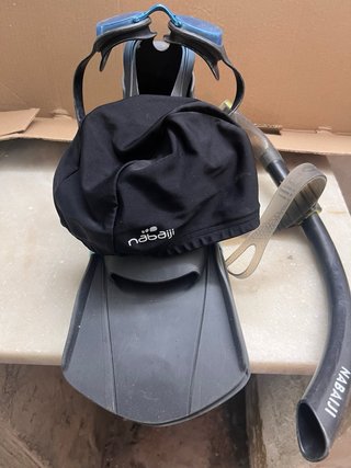 Equipo natación: gafas, tubo y aletas
