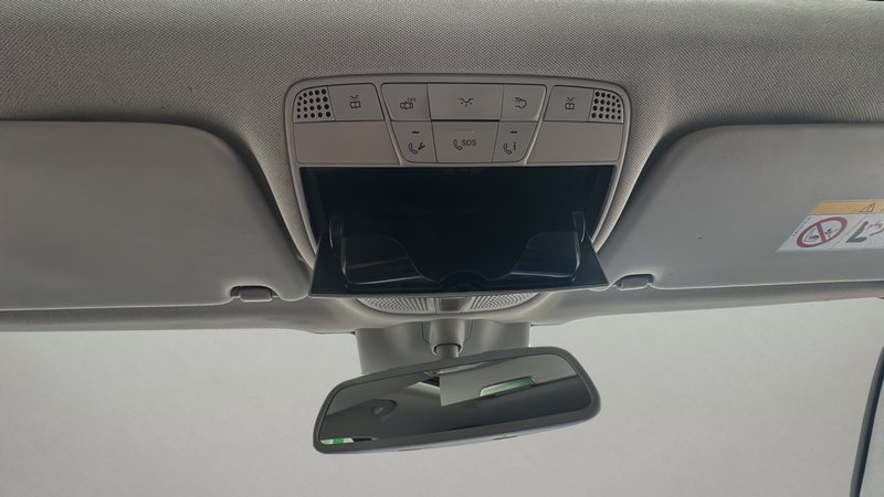 Mercedes-Benz GLC 2017, foto 36