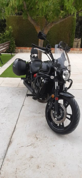 Kawasaki Vulcan 650-S con extras