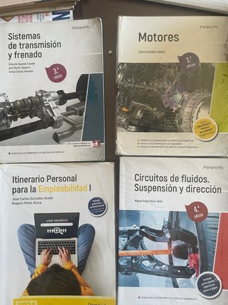 Libros de fp grado medio 10 euros cada uno